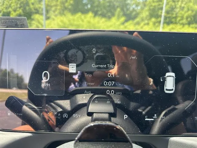 2027 Kia Telluride X-Pro SX - Photo 10