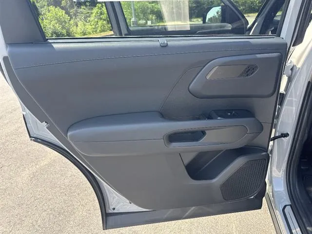2027 Kia Telluride X-Pro SX - Photo 14