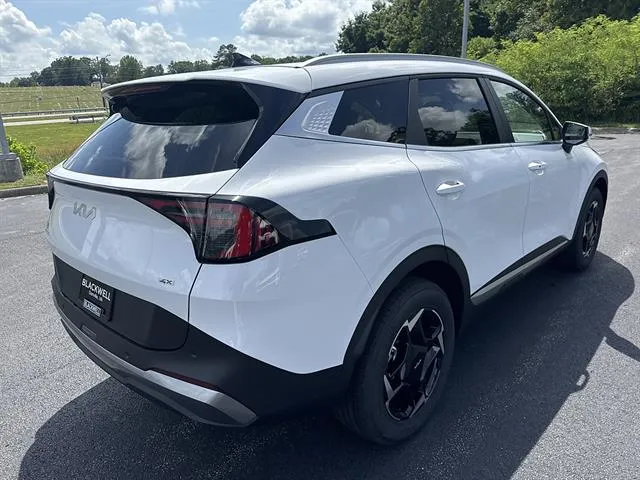 2026 Kia Sportage EX - Photo 6