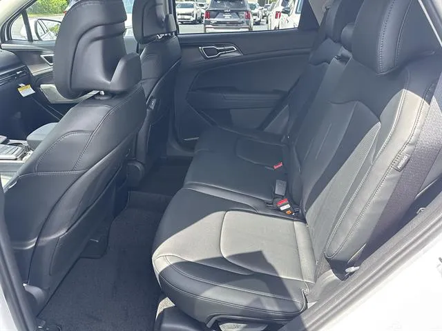 2026 Kia Sportage EX - Photo 14