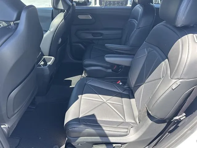 2027 Kia Telluride EX - Photo 14