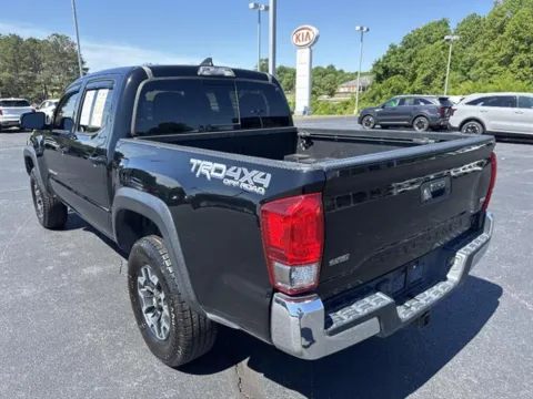 More photos of 2017 Toyota Tacoma TRD Off-Road at Blackwell Kia, VA