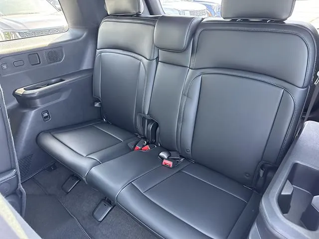 2027 Kia Telluride X-Pro SX - Photo 17