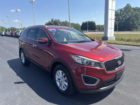 Red 2018 Kia Sorento LX for sale in Danville, VA
