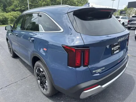 More photos of 2026 Kia Sorento S at Blackwell Kia, VA