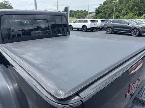 More photos of 2020 Jeep Gladiator Rubicon at Blackwell Kia, VA