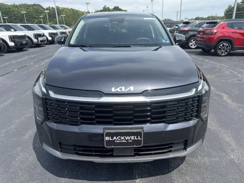 Photos of 2026 Kia Sportage EX for sale in Danville, VA at Blackwell Kia