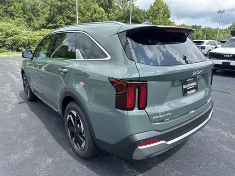 More photos of 2026 Kia Sorento Hybrid EX at Blackwell Kia, VA