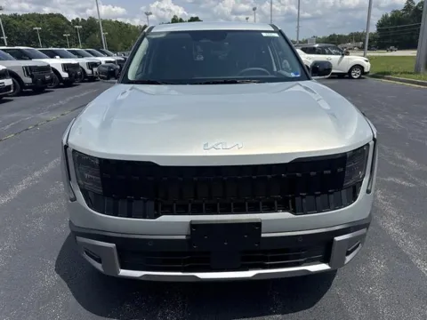 Photos of 2027 Kia Seltos S for sale in Danville, VA at Blackwell Kia