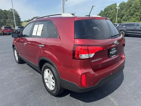 More photos of 2015 Kia Sorento LX at Blackwell Kia, VA