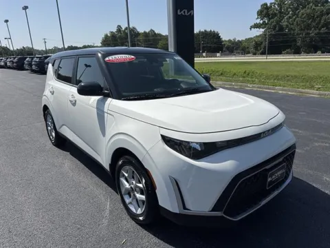 White 2023 Kia Soul S for sale in Danville, VA