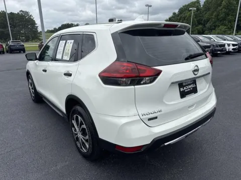 More photos of 2020 Nissan Rogue S at Blackwell Kia, VA