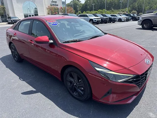 2023 Hyundai Elantra SEL
