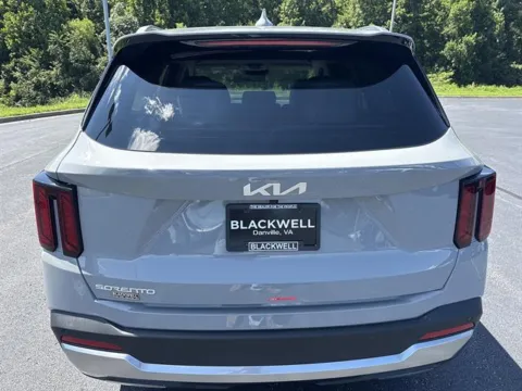 More photos of 2026 Kia Sorento S at Blackwell Kia, VA