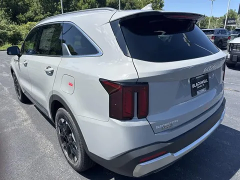 More photos of 2026 Kia Sorento S at Blackwell Kia, VA