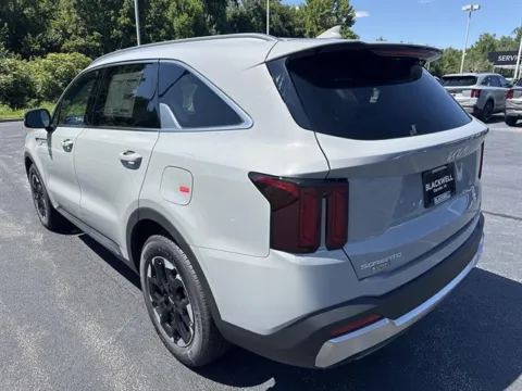 More photos of 2026 Kia Sorento S at Blackwell Kia, VA