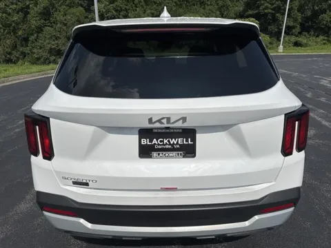 More photos of 2026 Kia Sorento LX at Blackwell Kia, VA