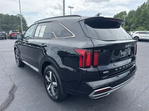 More photos of 2022 Kia Sorento S at Blackwell Kia, VA