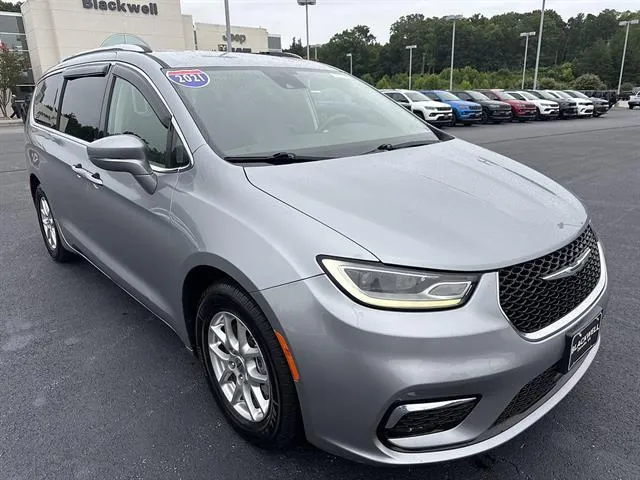 Silver 2021 Chrysler Pacifica Touring L for sale in Danville, VA