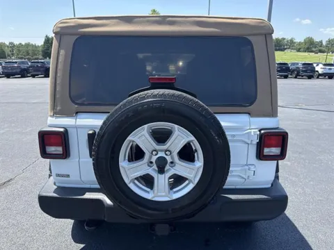 More photos of 2022 Jeep Wrangler Sport S at Blackwell Kia, VA