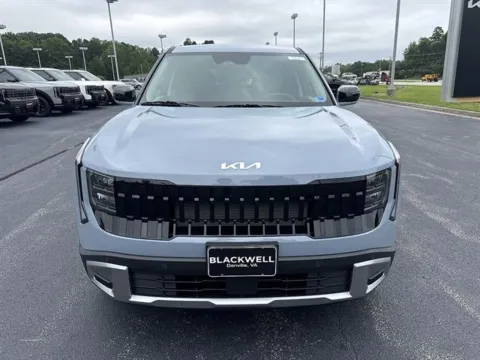 Photos of 2027 Kia Seltos S for sale in Danville, VA at Blackwell Kia