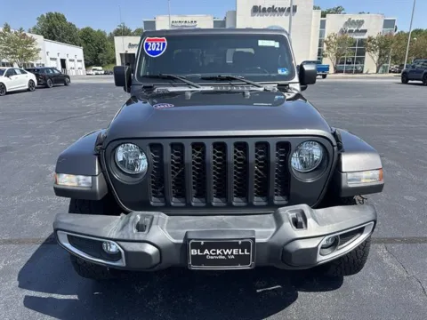 Photos of 2021 Jeep Gladiator Overland for sale in Danville, VA at Blackwell Kia