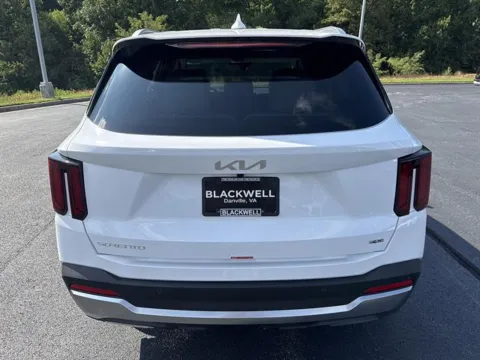 More photos of 2026 Kia Sorento S at Blackwell Kia, VA