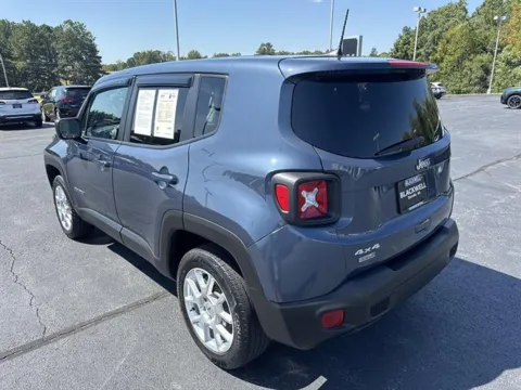 More photos of 2023 Jeep Renegade 4x4 Latitude 4dr SUV at Blackwell Kia, VA