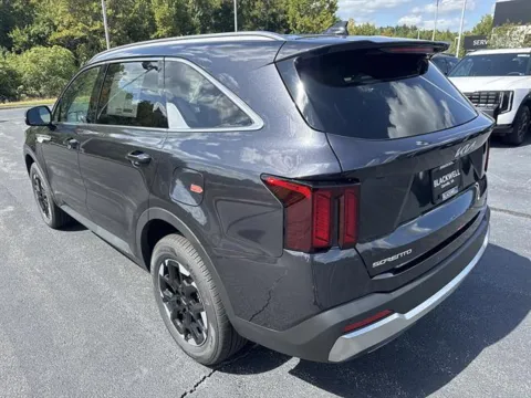 More photos of 2026 Kia Sorento S at Blackwell Kia, VA