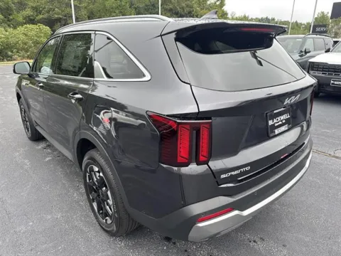 More photos of 2026 Kia Sorento S at Blackwell Kia, VA