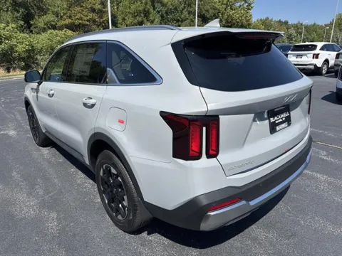 More photos of 2026 Kia Sorento S at Blackwell Kia, VA