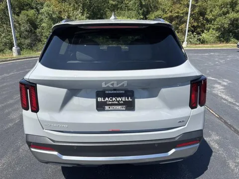 More photos of 2026 Kia Sorento S at Blackwell Kia, VA