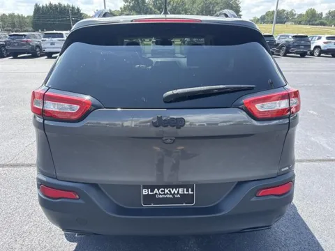 More photos of 2016 Jeep Cherokee Sport Altitude at Blackwell Kia, VA