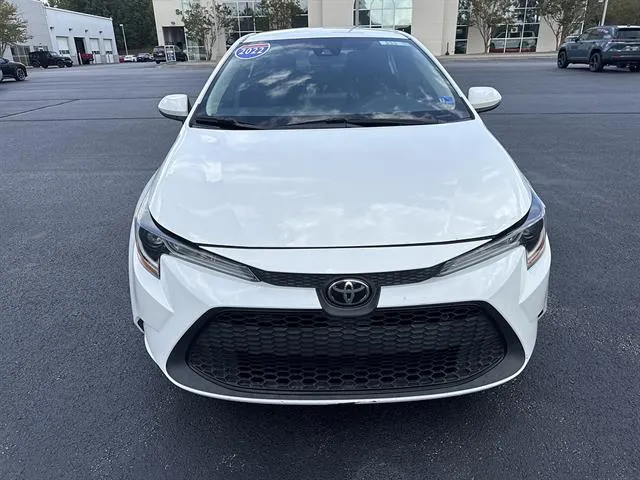 Used 2022 Toyota Corolla LE with VIN 5YFEPMAE3NP288399 for sale in Danville, VA