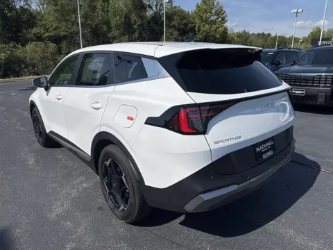 More photos of 2027 Kia Sportage EX at Blackwell Kia, VA