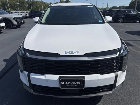 Photos of 2027 Kia Sportage EX for sale in Danville, VA at Blackwell Kia