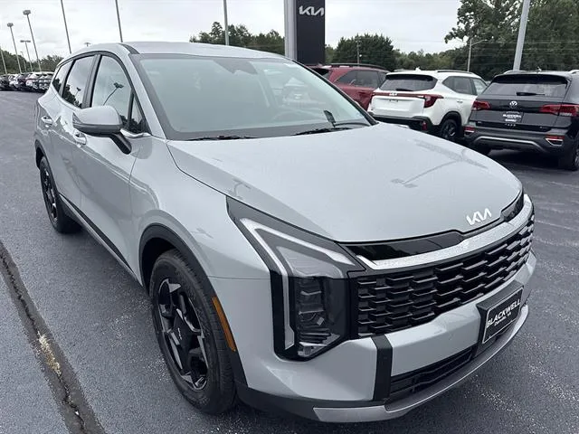 2027 Kia Sportage EX