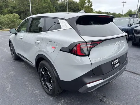 More photos of 2027 Kia Sportage EX at Blackwell Kia, VA
