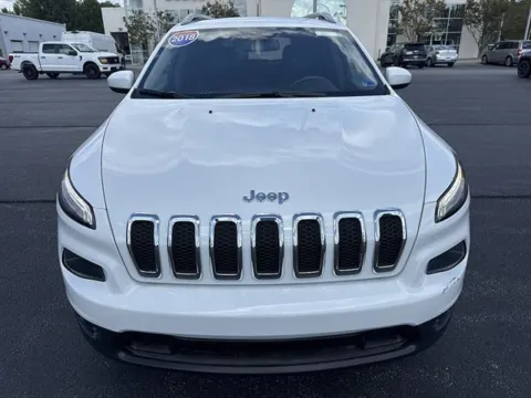 Photos of 2018 Jeep Cherokee Latitude Plus for sale in Danville, VA at Blackwell Kia