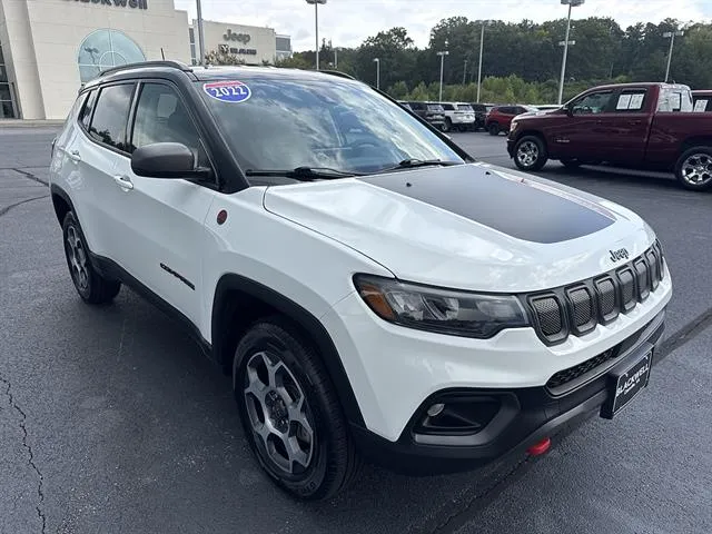 White 2022 Jeep Compass Trailhawk for sale in Danville, VA