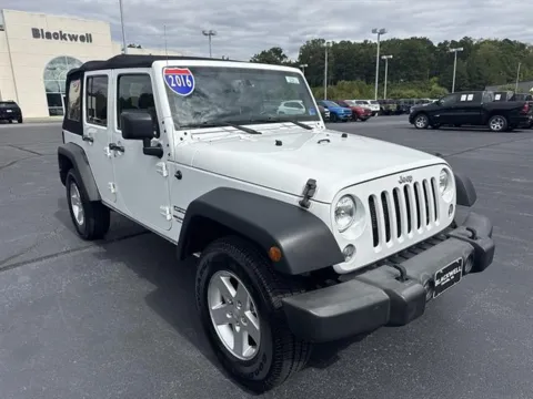 White 2016 Jeep Wrangler Unlimited Sport S for sale in Danville, VA