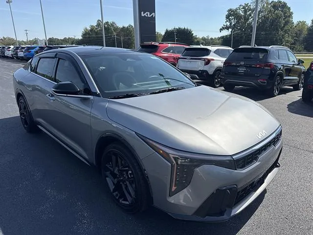 2025 Kia K4 GT-Line Turbo