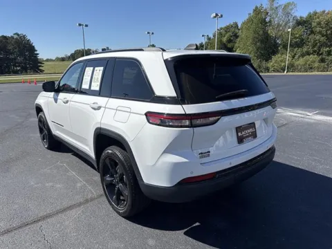 More photos of 2023 Jeep Grand Cherokee Altitude at Blackwell Kia, VA