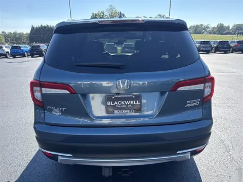 More photos of 2019 Honda Pilot Touring at Blackwell Kia, VA