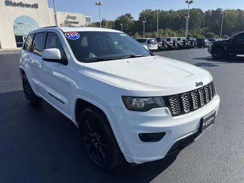 White 2019 Jeep Grand Cherokee Altitude for sale in Danville, VA