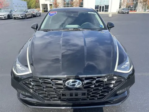 Photos of 2021 Hyundai Sonata SEL for sale in Danville, VA at Blackwell Kia