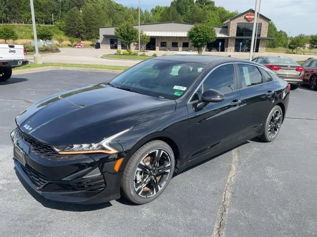 2022 Kia K5 GT-Line