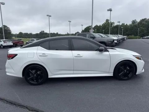 More photos of 2022 Nissan Sentra SR at Blackwell Kia, VA