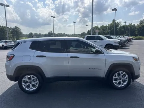 More photos of 2025 Jeep Compass Sport at Blackwell Kia, VA