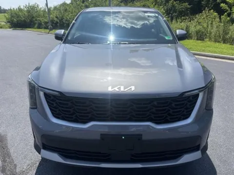 Photos of 2025 Kia Sorento LX for sale in Danville, VA at Blackwell Kia